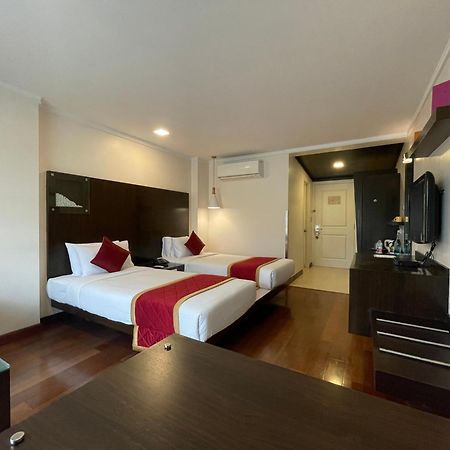 37Th Crescent Hotel Bengaluru Экстерьер фото
