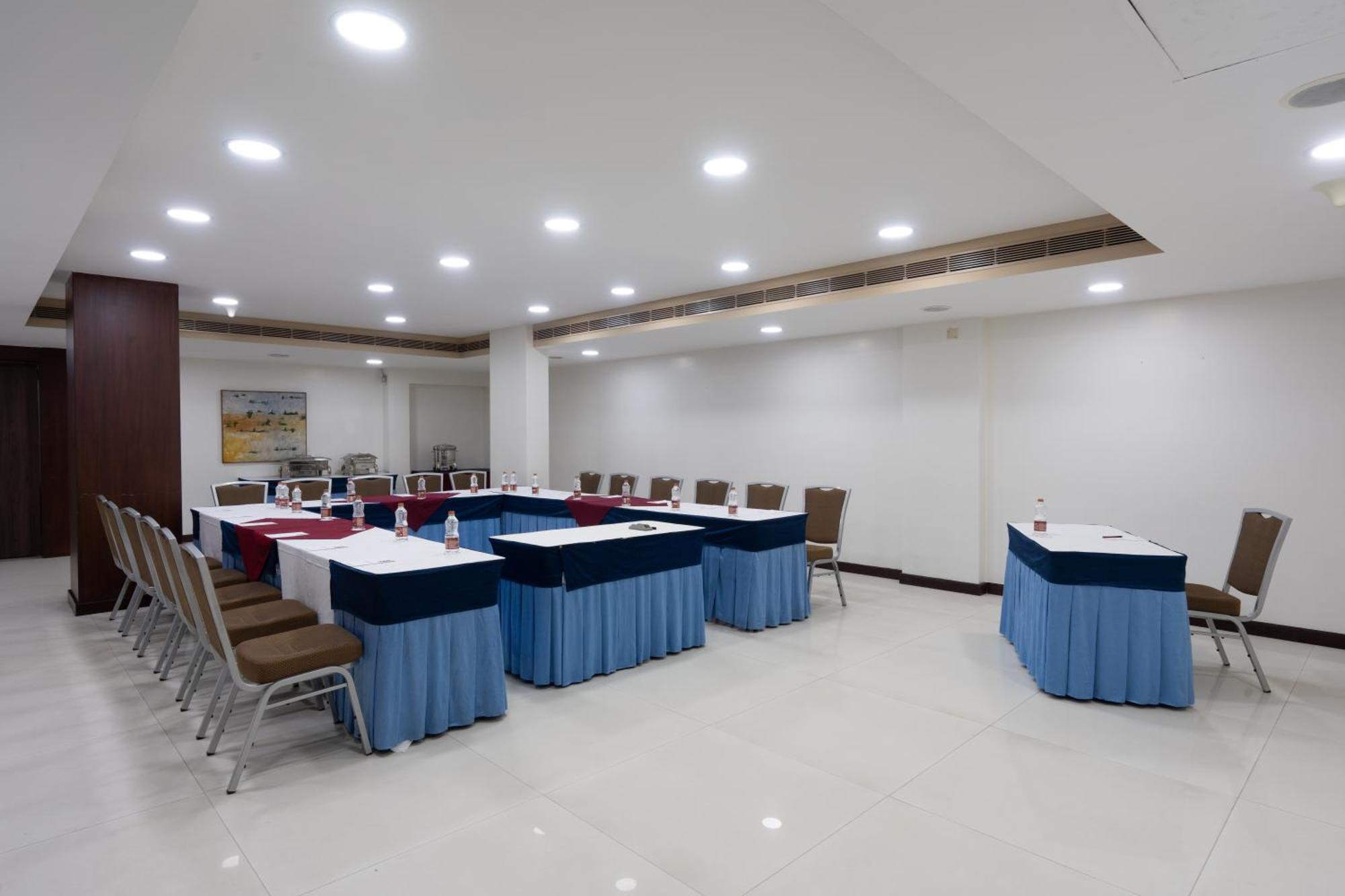 37Th Crescent Hotel Bengaluru Экстерьер фото