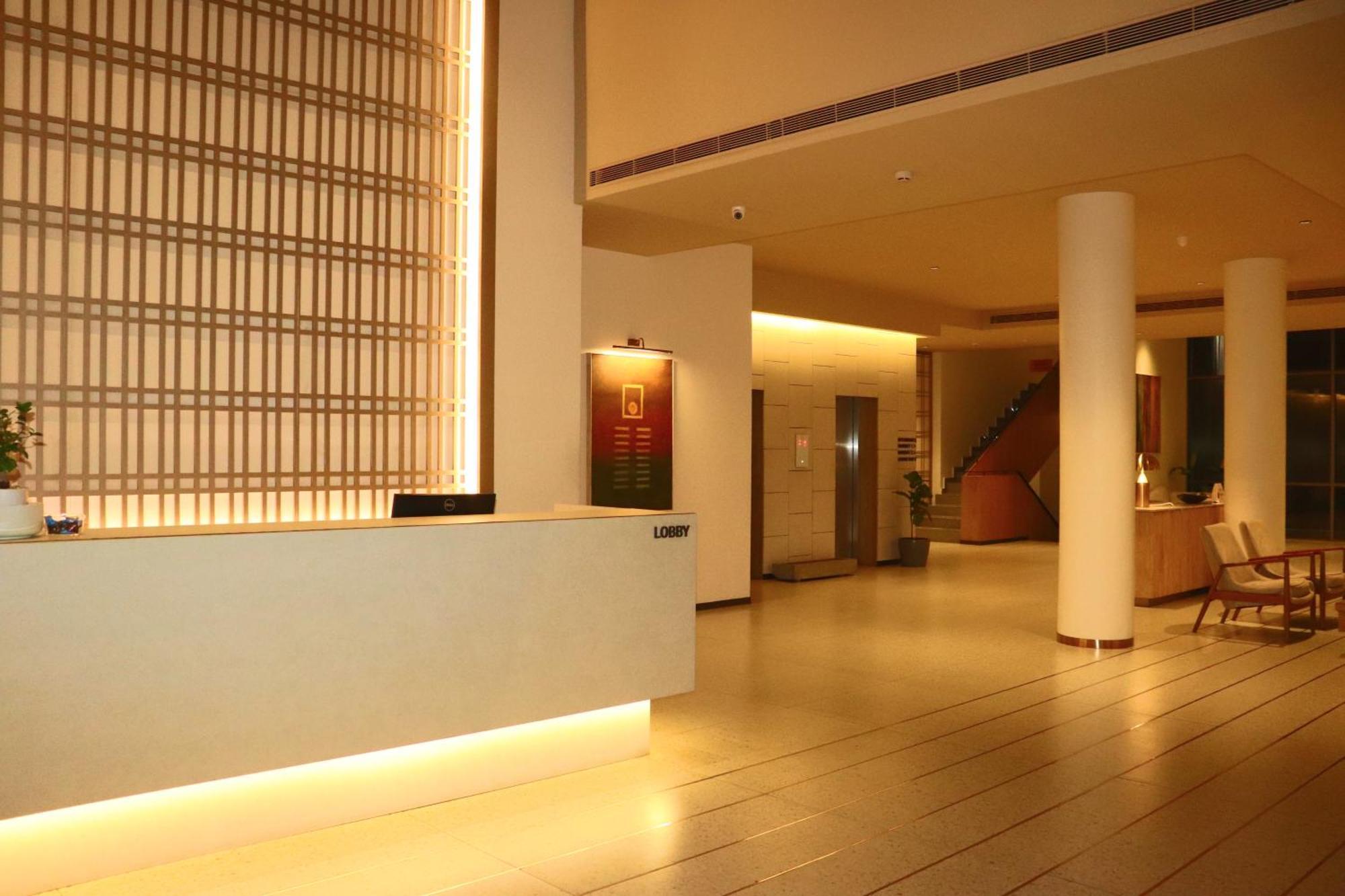 37Th Crescent Hotel Bengaluru Экстерьер фото