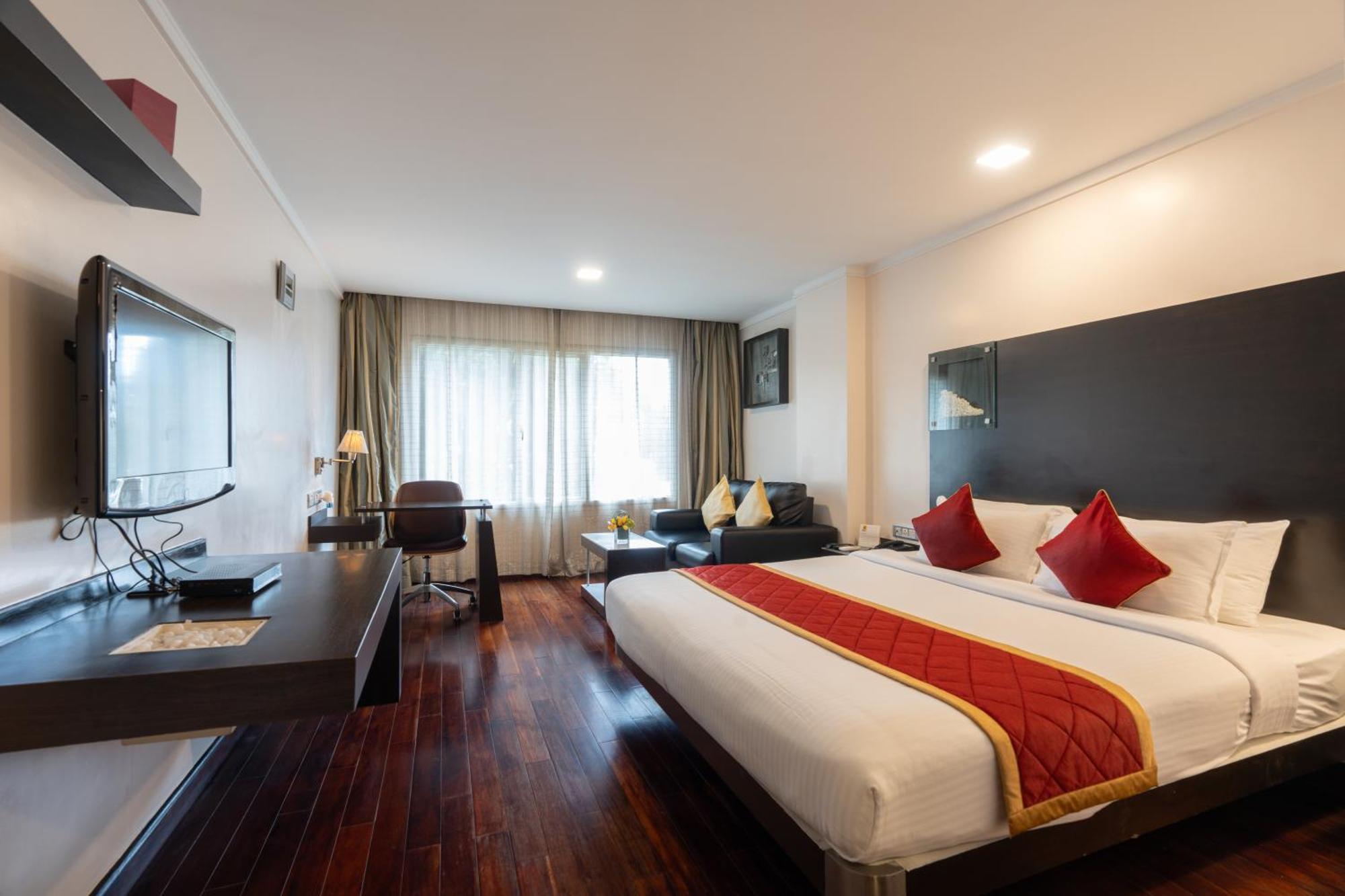 37Th Crescent Hotel Bengaluru Экстерьер фото
